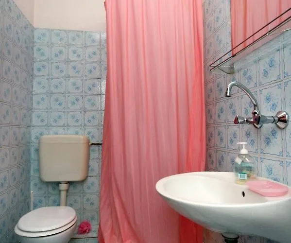 Apartamento With Parking Space Seline, Paklenica - 6628