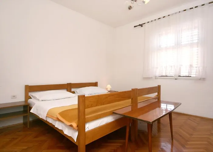 Apartman With Parking Space Seline, Paklenica - 6628 Starigrad Paklenica